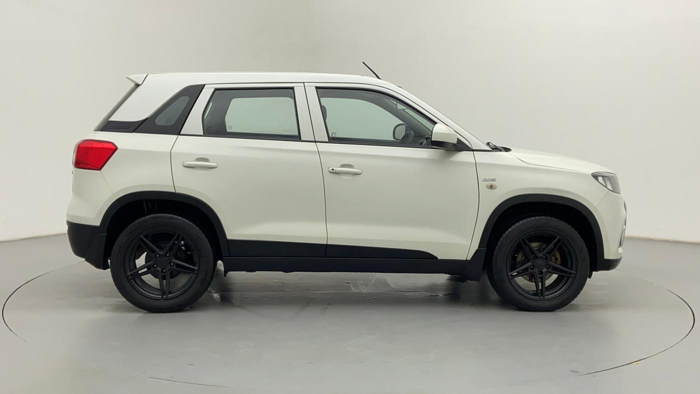 2018 Maruti Vitara Brezza LDI OPT, Diesel, Manual, 75,838 km, Right Side