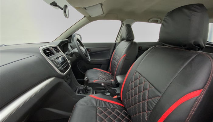 2018 Maruti Vitara Brezza LDI OPT, Diesel, Manual, 75,838 km, Right Side Front Door Cabin