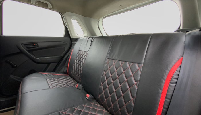 2018 Maruti Vitara Brezza LDI OPT, Diesel, Manual, 75,838 km, Right Side Rear Door Cabin
