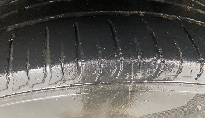 2021 Hyundai VENUE SX 1.0 TURBO, Petrol, Manual, 58,185 km, Left Rear Tyre Tread