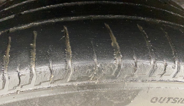 2021 Hyundai VENUE SX 1.0 TURBO, Petrol, Manual, 58,185 km, Right Rear Tyre Tread