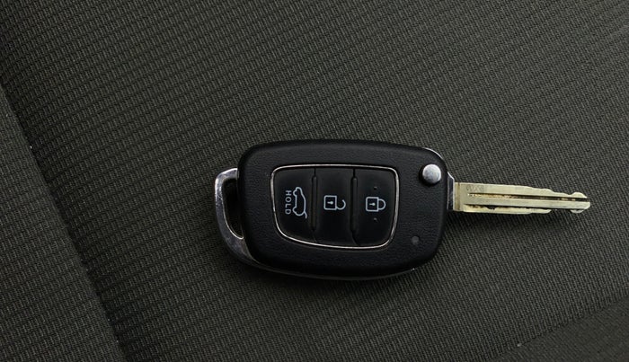 2021 Hyundai VENUE SX 1.0 TURBO, Petrol, Manual, 58,185 km, Key Close Up