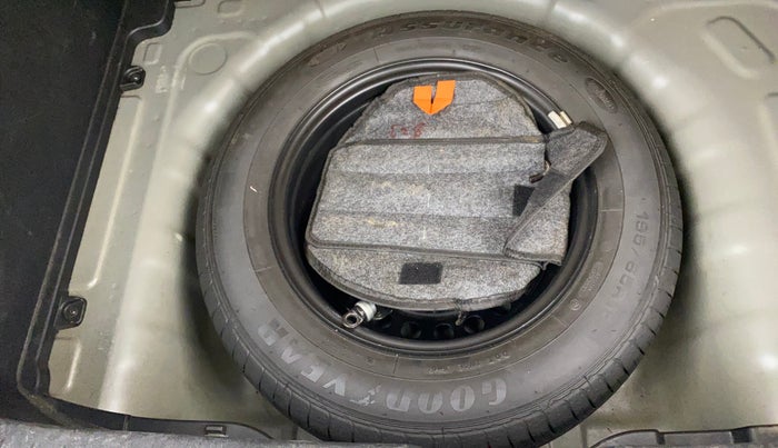 2021 Hyundai VENUE SX 1.0 TURBO, Petrol, Manual, 58,185 km, Spare Tyre