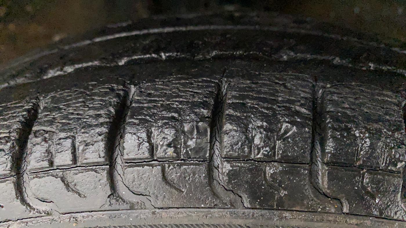 2013 Maruti Alto 800 LXI, Petrol, Manual, 31,314 km, Right Front Tyre Tread