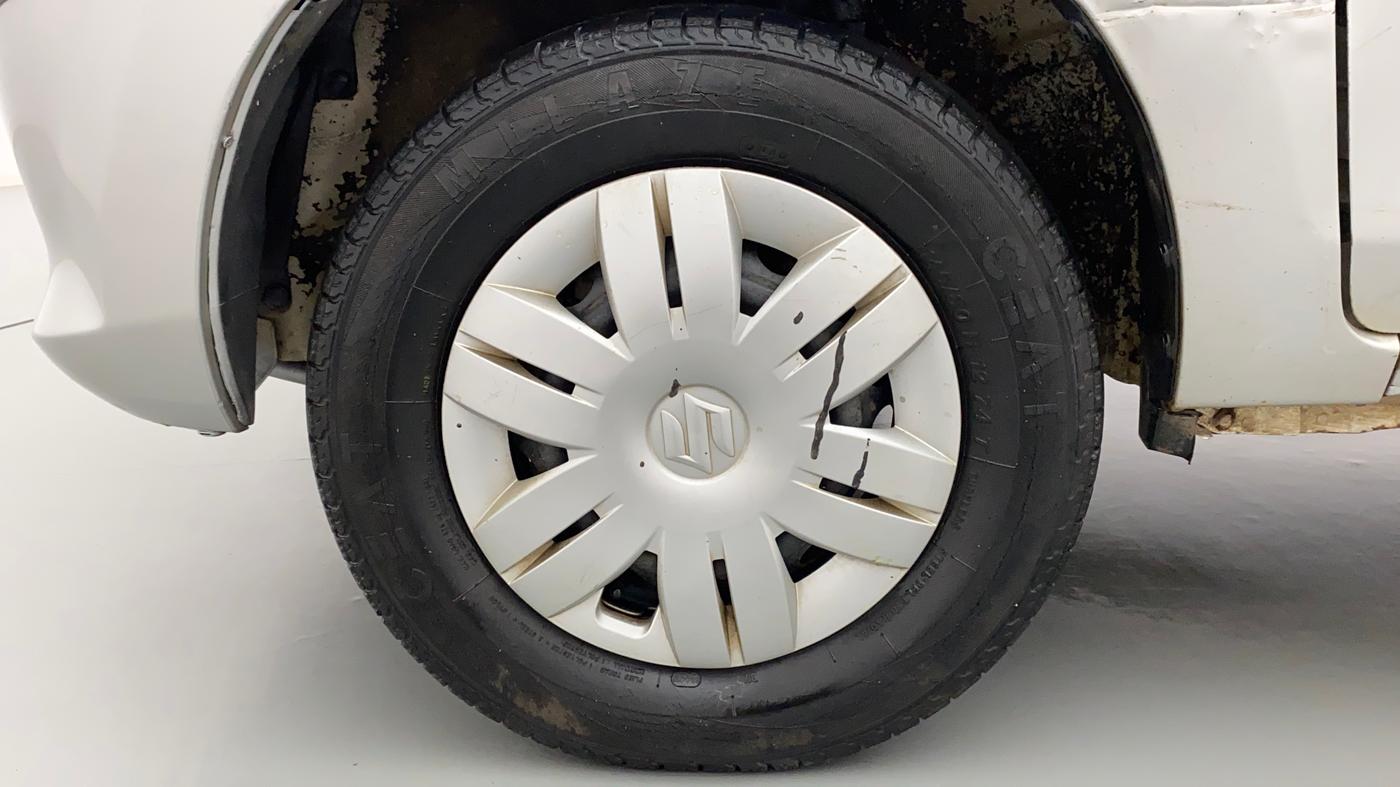 2013 Maruti Alto 800 LXI, Petrol, Manual, 31,314 km, Left Front Wheel