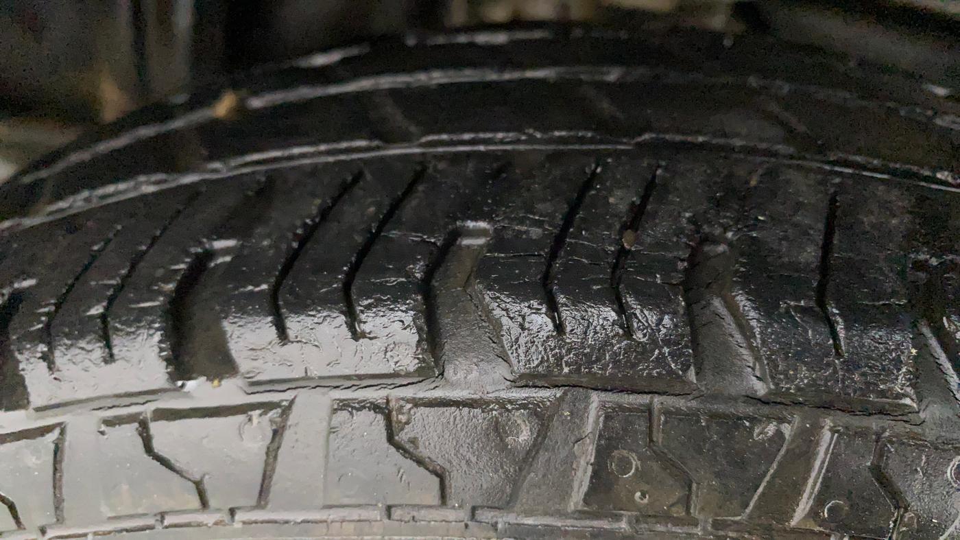 2013 Maruti Alto 800 LXI, Petrol, Manual, 31,314 km, Left Rear Tyre Tread
