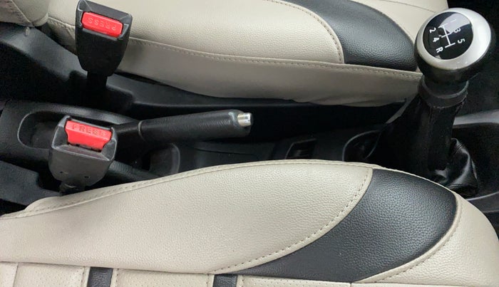 2014 Maruti Wagon R 1.0 VXI, Petrol, Manual, 59,374 km, Gear Lever