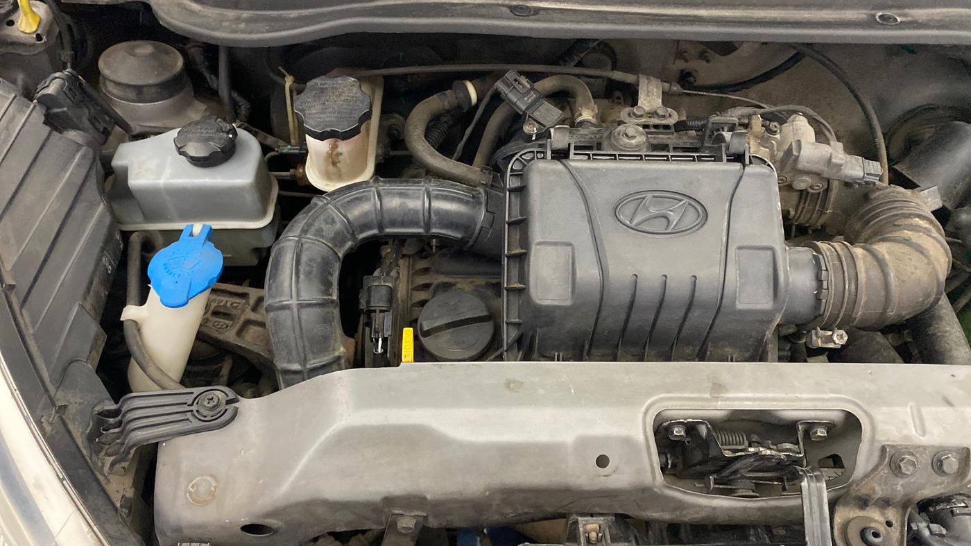 2017 Hyundai Eon ERA +, Petrol, Manual, 69,672 km, Engine View - Right