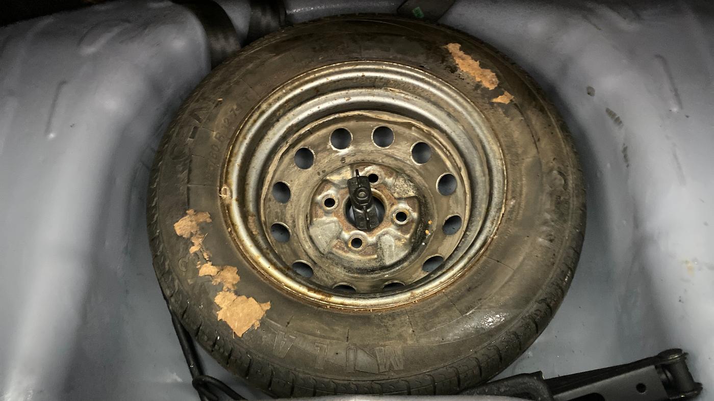 2017 Hyundai Eon ERA +, Petrol, Manual, 69,672 km, Spare Tyre