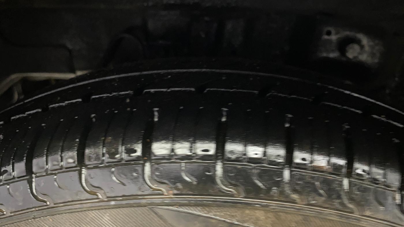 2017 Hyundai Eon ERA +, Petrol, Manual, 69,672 km, Right Rear Tyre Tread