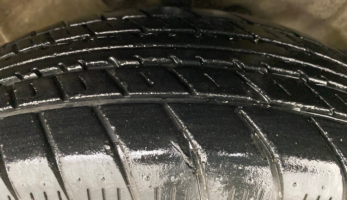 2013 Maruti A Star VXI ABS AT, Petrol, Automatic, 34,862 km, Right Front Tyre Tread