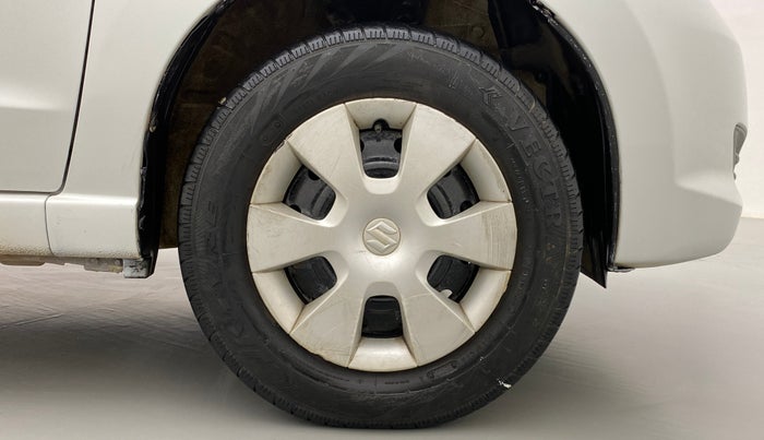 2013 Maruti A Star VXI ABS AT, Petrol, Automatic, 34,862 km, Right Front Wheel