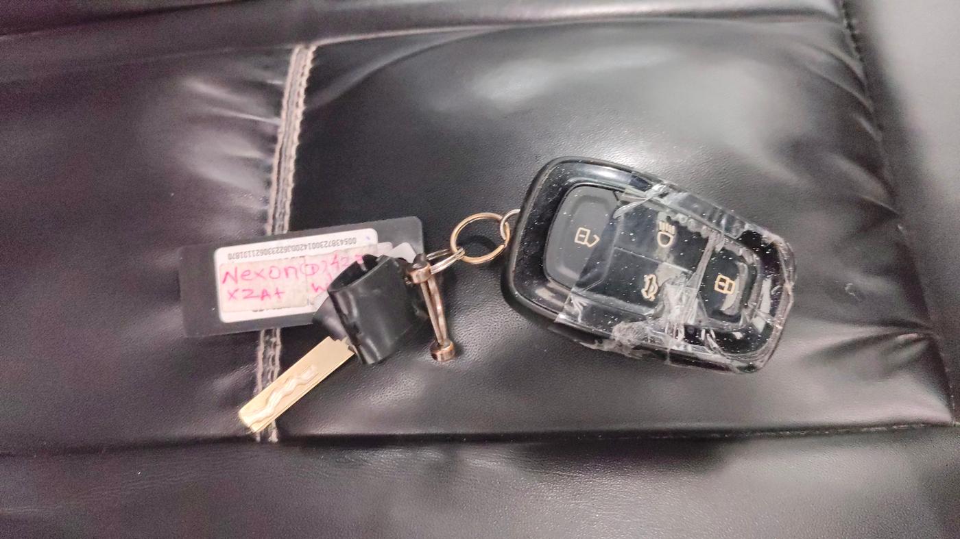 2021 Tata NEXON XZA PLUS DIESEL, Diesel, Automatic, 93,934 km, Key Close Up