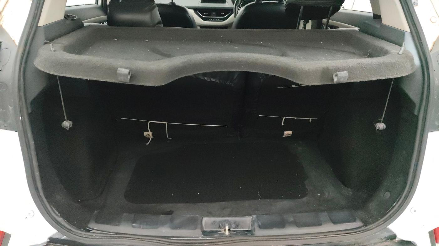 2021 Tata NEXON XZA PLUS DIESEL, Diesel, Automatic, 93,934 km, Boot Inside