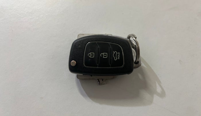 2014 Hyundai Xcent S 1.2, Petrol, Manual, 65,939 km, Key Close Up