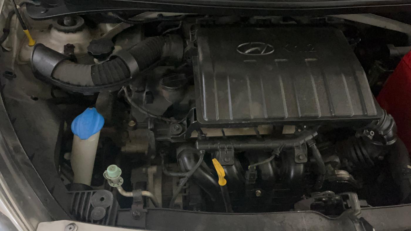 2014 Hyundai Xcent S 1.2, Petrol, Manual, 65,996 km, Engine View - Right