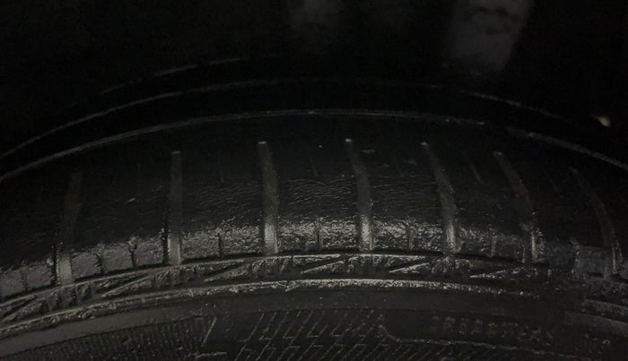 2014 Hyundai Xcent S 1.2, Petrol, Manual, 65,939 km, Left Rear Tyre Tread