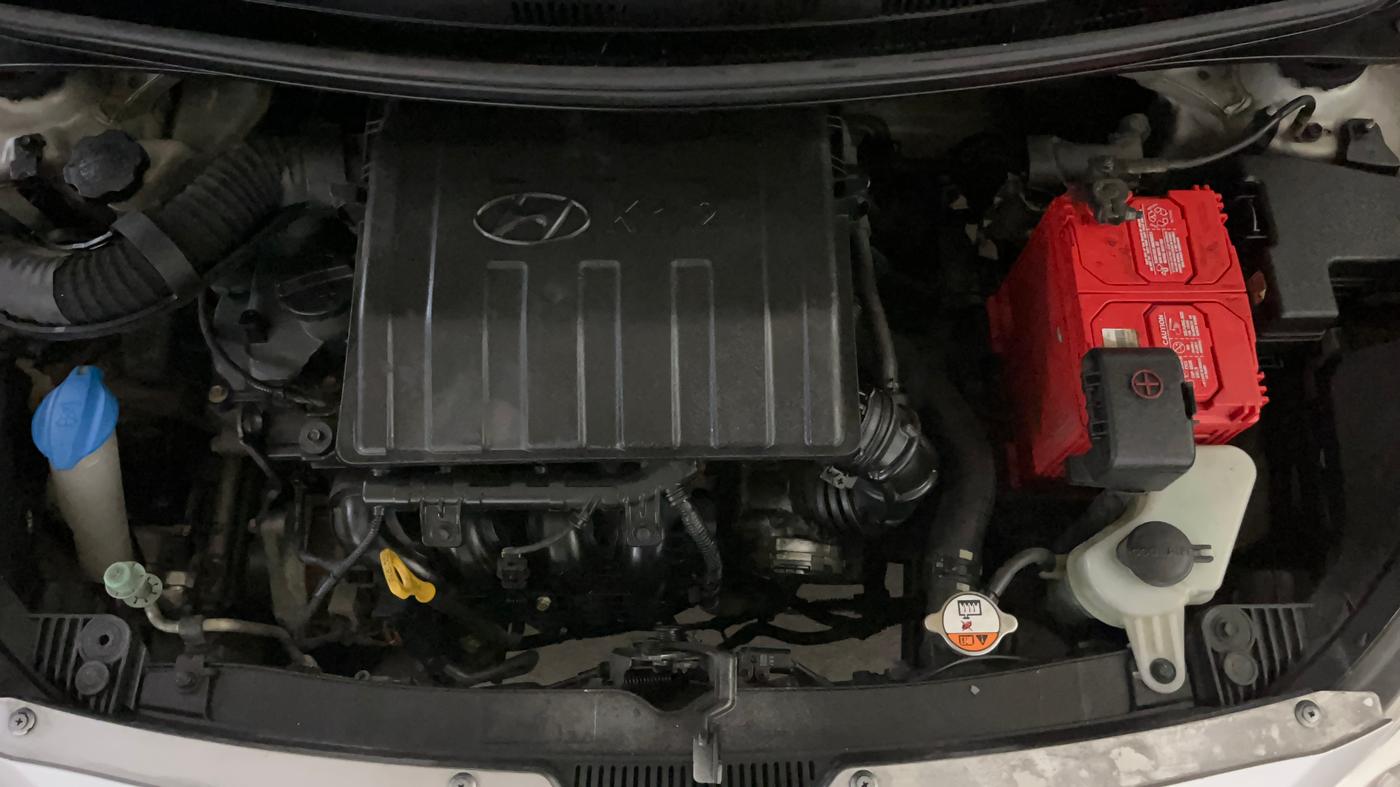 2014 Hyundai Xcent S 1.2, Petrol, Manual, 65,996 km, Engine View