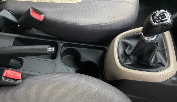2015 Hyundai Grand i10 SPORTZ 1.2 KAPPA VTVT, Petrol, Manual, 71,928 km, Gear Lever