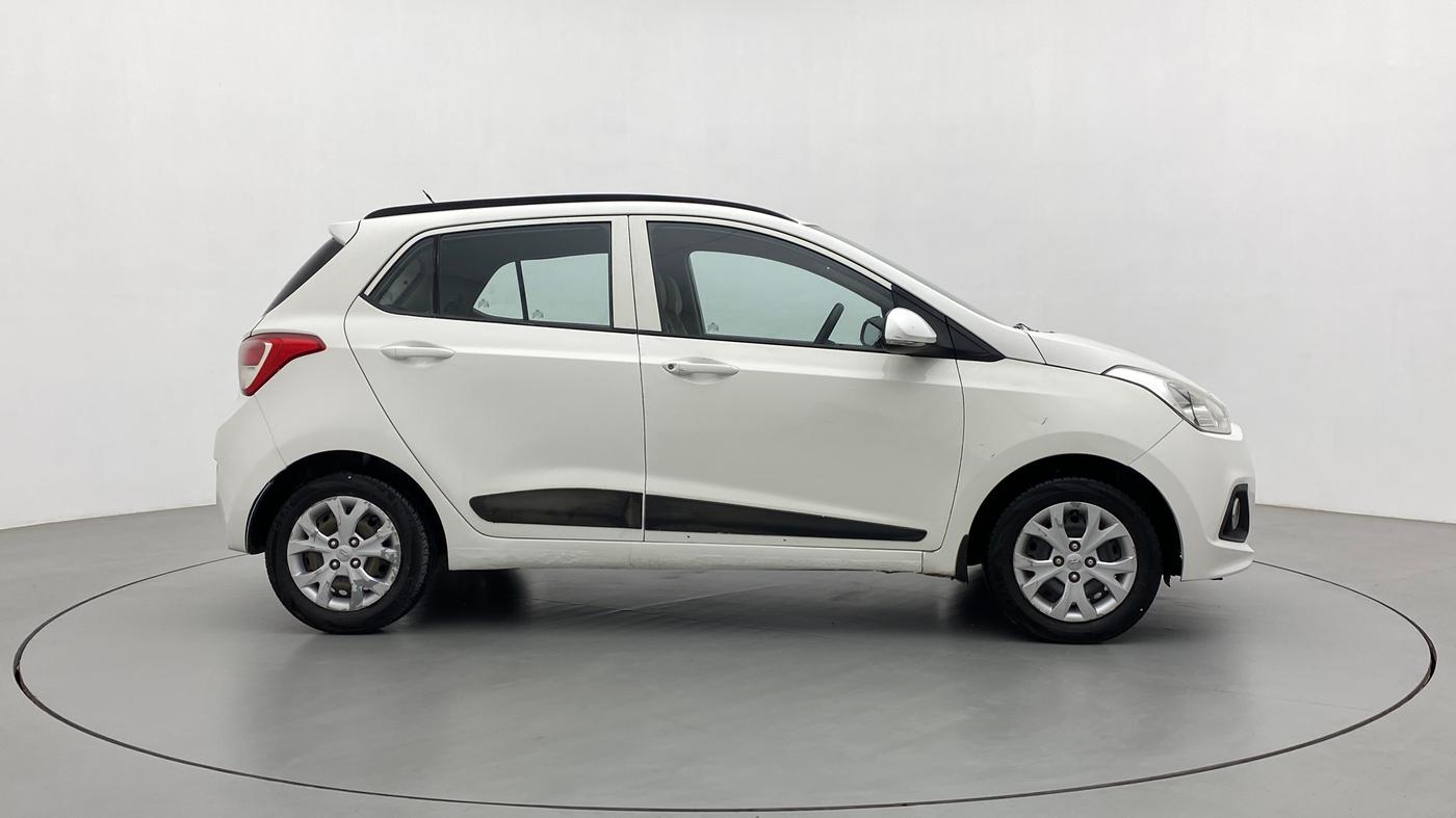2015 Hyundai Grand i10 SPORTZ 1.2 KAPPA VTVT, Petrol, Manual, 71,928 km, Right Side View