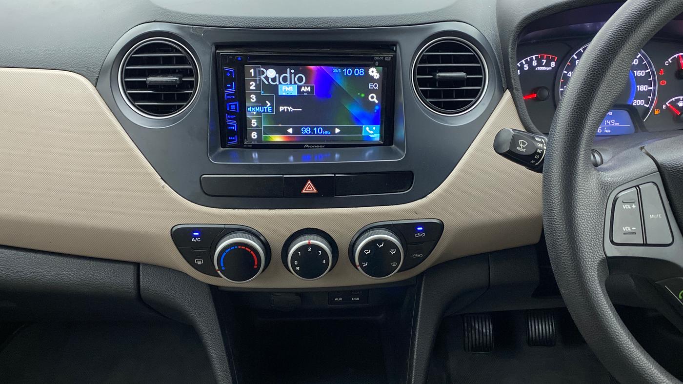 2015 Hyundai Grand i10 SPORTZ 1.2 KAPPA VTVT, Petrol, Manual, 71,928 km, Air Conditioner