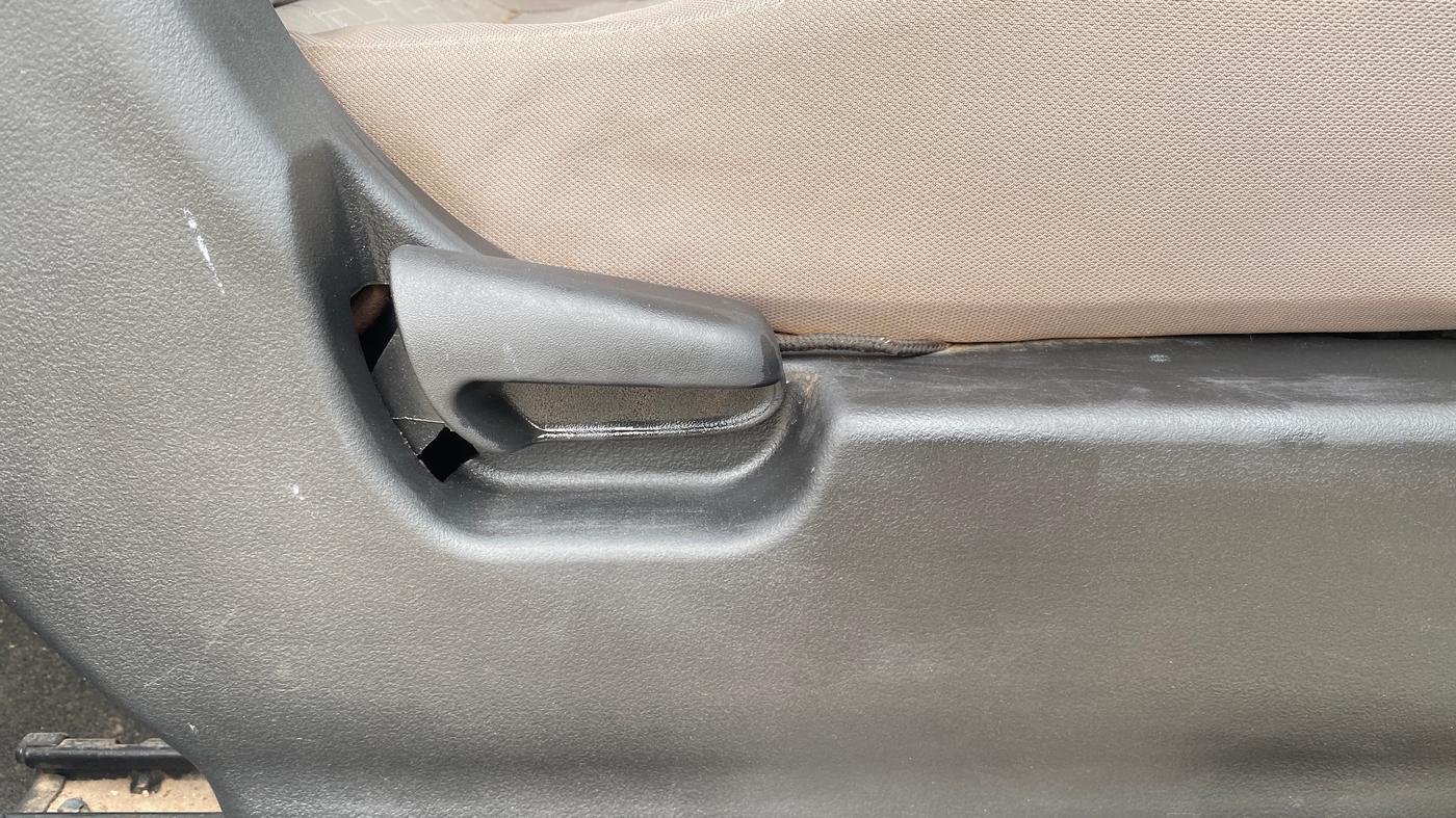 2015 Maruti Wagon R 1.0 VXI, Petrol, Manual, 89,196 km, Driver Side Adjustment Panel