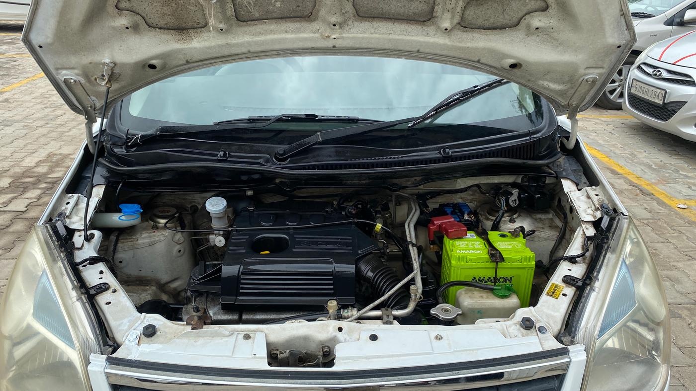 2015 Maruti Wagon R 1.0 VXI, Petrol, Manual, 89,196 km, Engine View