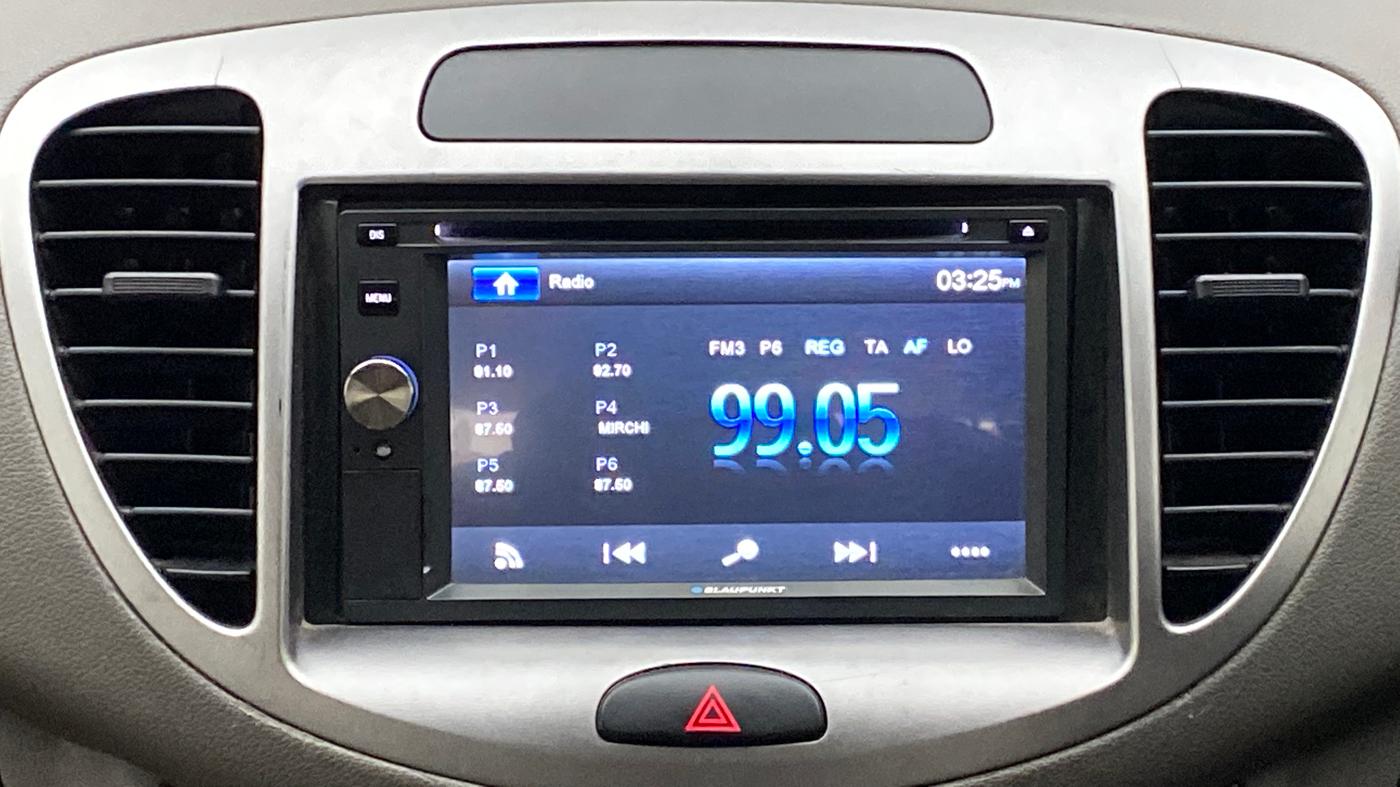 2014 Hyundai i10 SPORTZ 1.1 IRDE2, Petrol, Manual, 49,726 km, Infotainment System