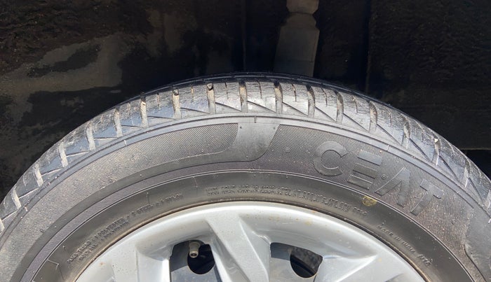 2019 Renault Kwid RXT 1.0 (O), Petrol, Manual, 39,620 km, Left Rear Tyre Tread