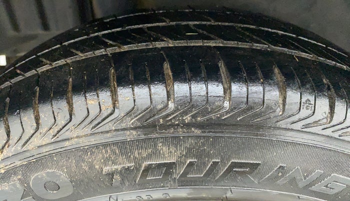 2012 Maruti Swift Dzire VXI, Petrol, Manual, 79,249 km, Right Rear Tyre Tread