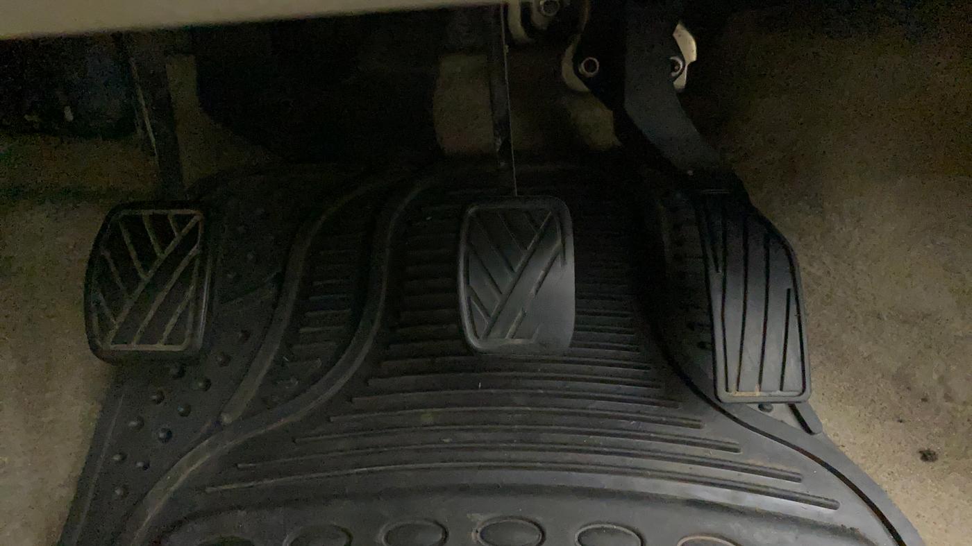 2012 Maruti Swift Dzire VXI, Petrol, Manual, 79,249 km, Pedals