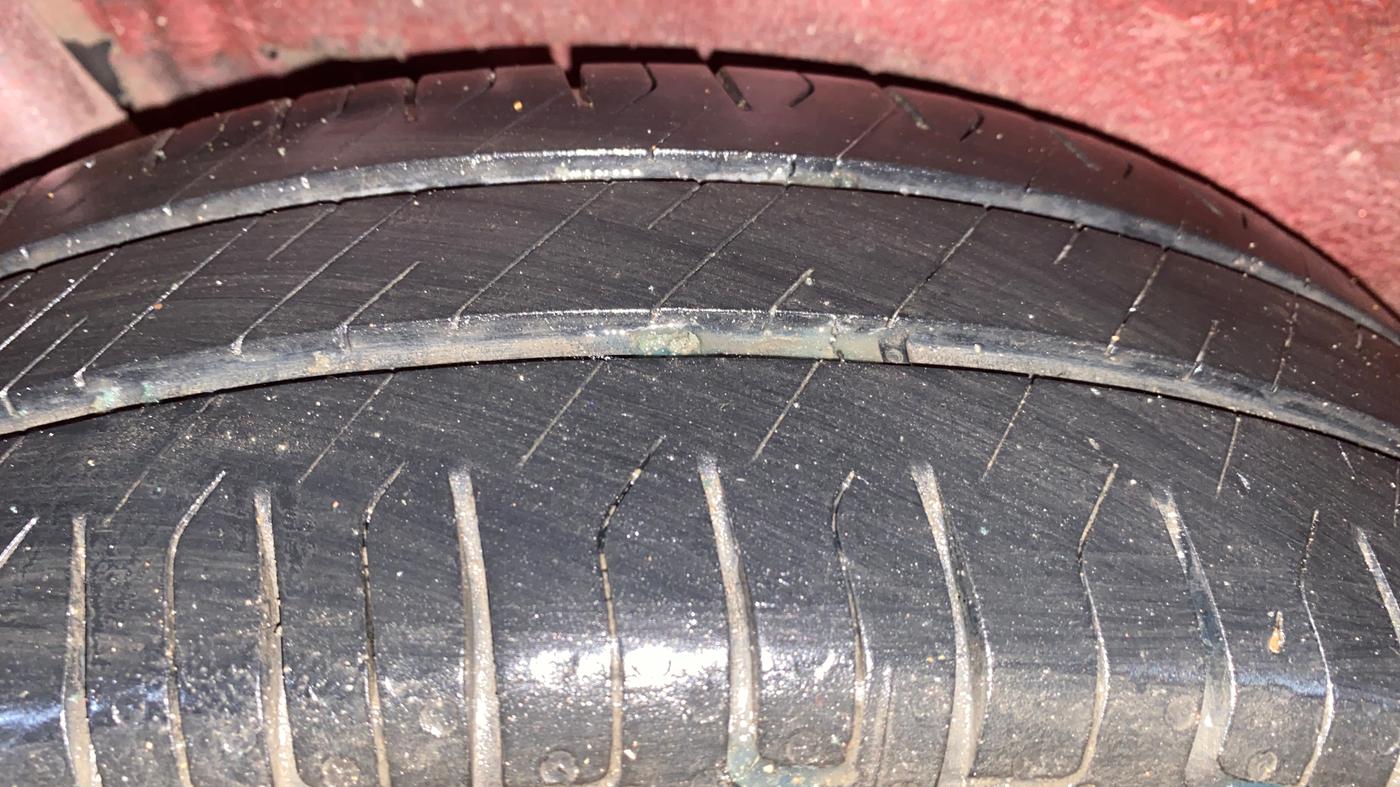 2013 Maruti Wagon R 1.0 VXI, Petrol, Manual, 46,015 km, Right Rear Tyre Tread