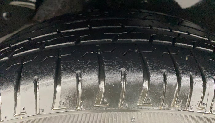 2018 Hyundai Creta SX 1.6 PETROL, Petrol, Manual, 56,592 km, Right Rear Tyre Tread