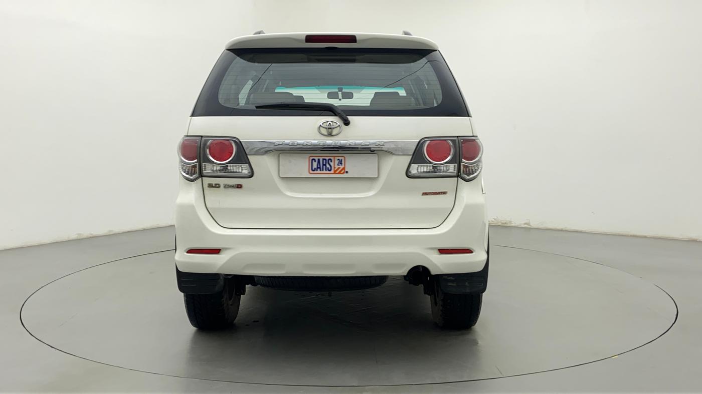2015 Toyota Fortuner 3.0 AT 4X2, Diesel, Automatic, 1,17,453 km, Back/Rear