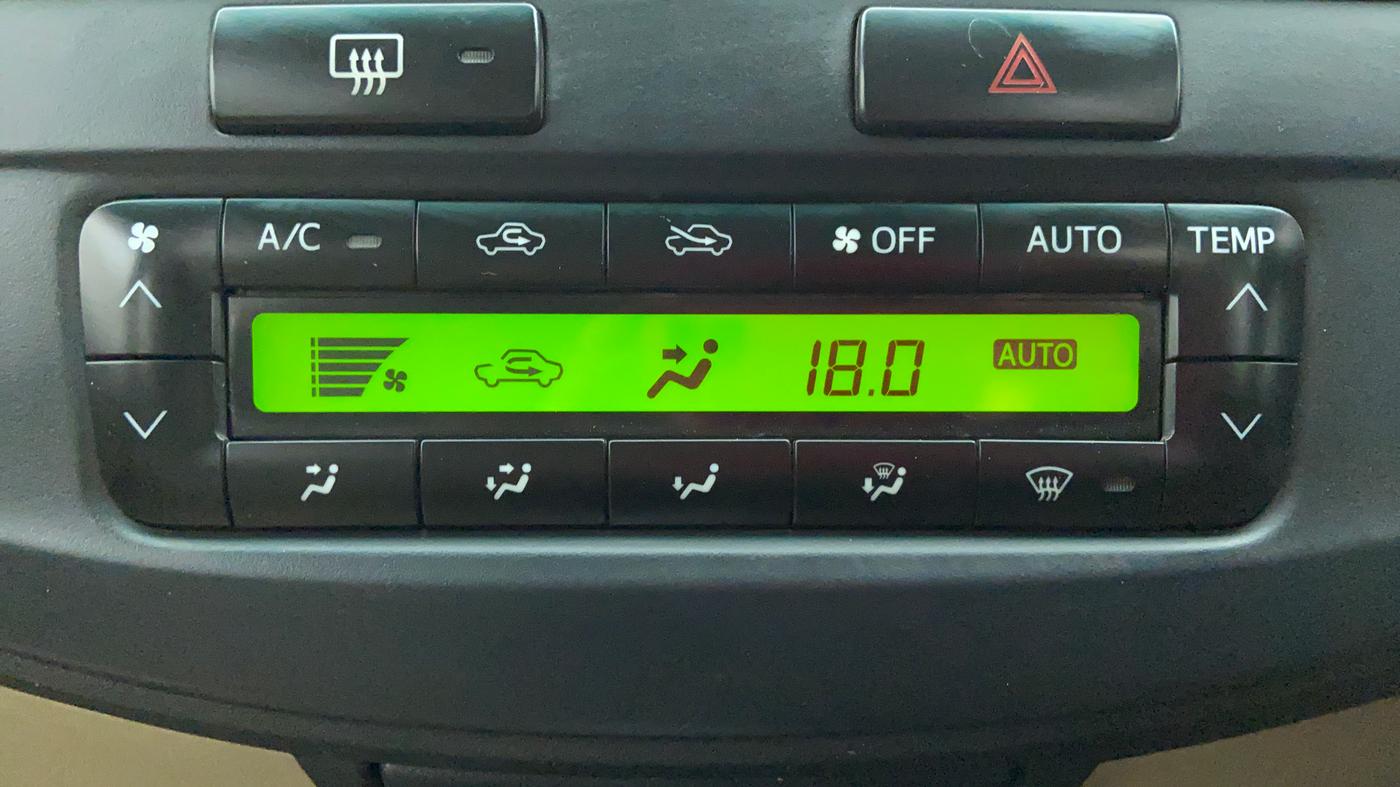 2015 Toyota Fortuner 3.0 AT 4X2, Diesel, Automatic, 1,17,453 km, Automatic Climate Control