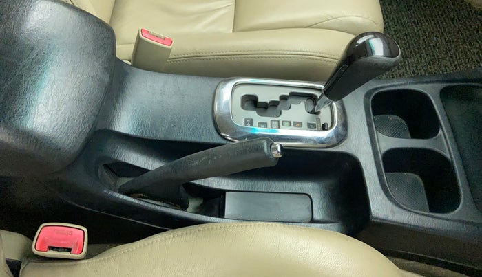 2015 Toyota Fortuner 3.0 AT 4X2, Diesel, Automatic, 1,17,453 km, Gear Lever