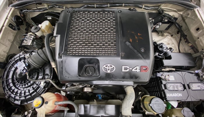 2015 Toyota Fortuner 3.0 AT 4X2, Diesel, Automatic, 1,17,453 km, Open Bonet