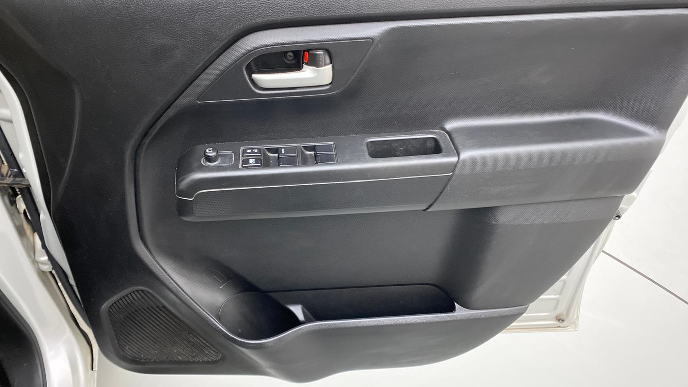 2019 Maruti New Wagon-R VXI 1.0L AGS, Petrol, Automatic, 22,308 km, Driver Side Door Panels Control