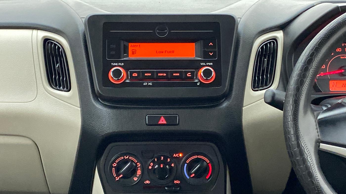 2019 Maruti New Wagon-R VXI 1.0L AGS, Petrol, Automatic, 22,308 km, Air Conditioner