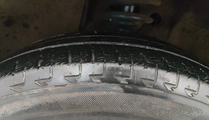 2018 Maruti IGNIS DELTA 1.2 AMT, Petrol, Automatic, 37,416 km, Left Front Tyre Tread