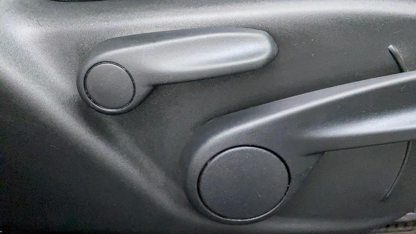 2019 Jeep Compass LIMITED (O) 2.0 DIESEL, Diesel, Manual, 40,937 km, Driver Side Adjustment Panel
