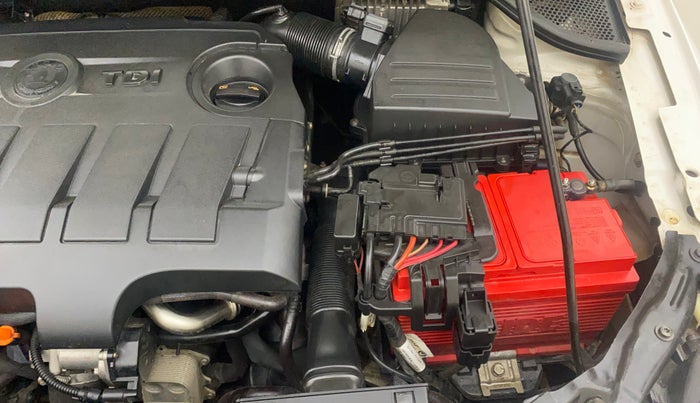 2012 Skoda Rapid AMBITION 1.6 TDI CR MT, Diesel, Manual, 1,25,665 km, Engine View - Left