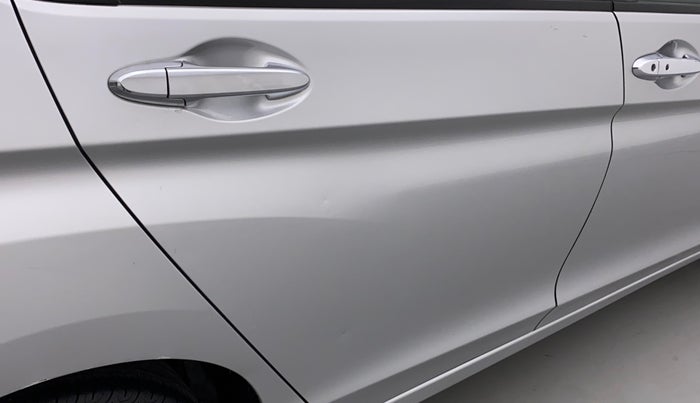2018 Honda City 1.5L I-VTE V CVT, Petrol, Automatic, 93,732 km, Right rear door - Minor scratches