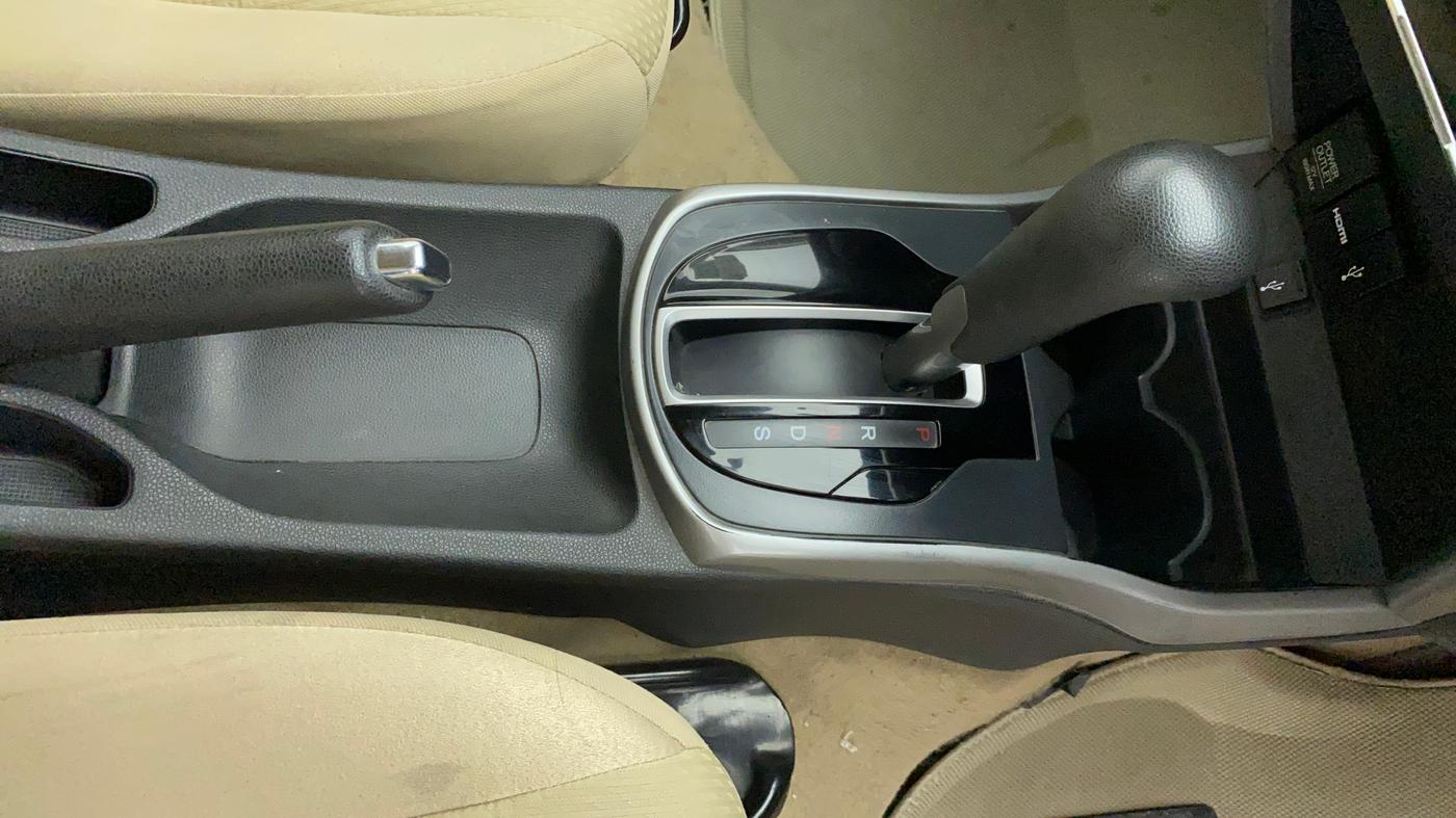 2018 Honda City 1.5L I-VTE V CVT, Petrol, Automatic, 93,732 km, Gear Lever