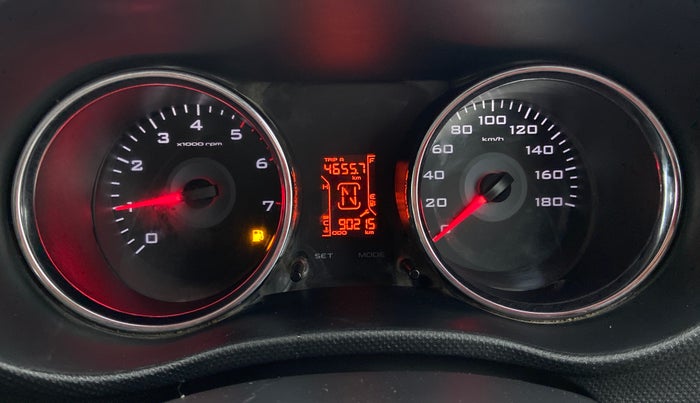 2017 Mahindra TUV300 T8 DUAL TONE, Diesel, Manual, 90,613 km, Odometer Image