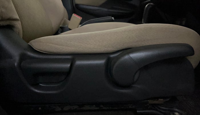 2015 Honda Jazz 1.2L I-VTEC V AT, Petrol, Automatic, 59,611 km, Driver Side Adjustment Panel