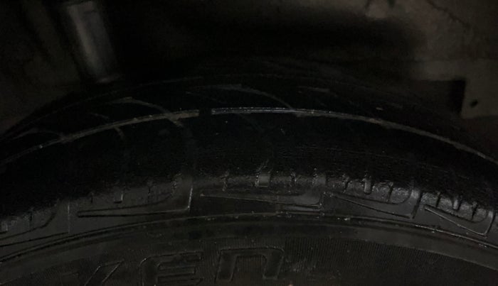 2015 Honda Jazz 1.2L I-VTEC V AT, Petrol, Automatic, 59,611 km, Right Rear Tyre Tread
