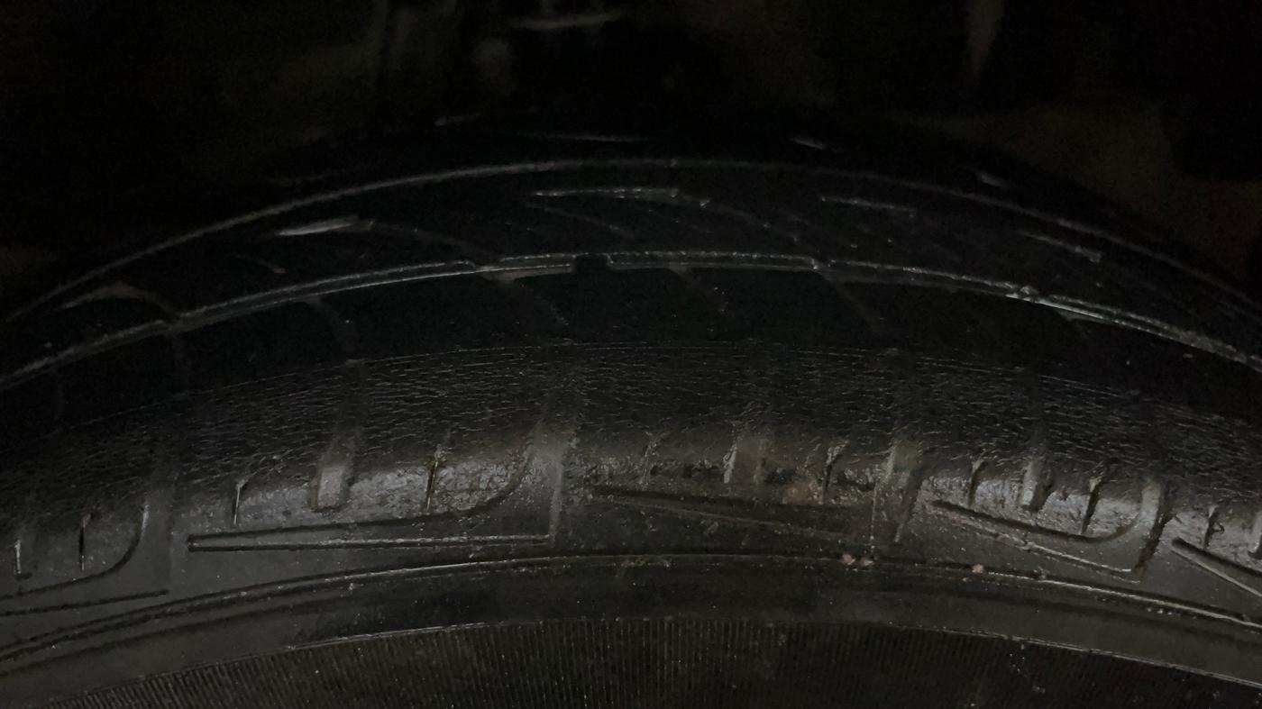 2015 Honda Jazz 1.2L I-VTEC V AT, Petrol, Automatic, 59,611 km, Right Front Tyre Tread