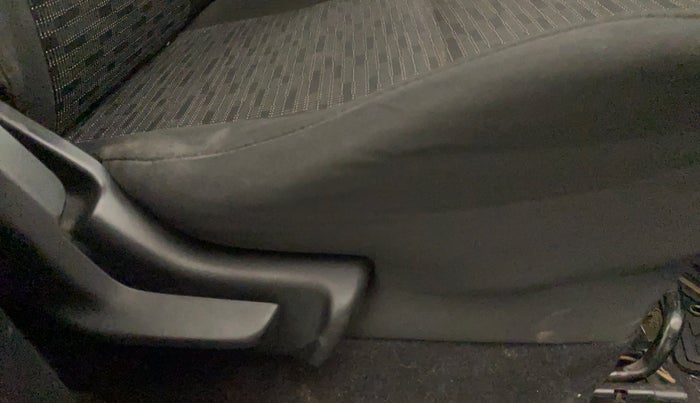 2017 Maruti IGNIS DELTA 1.2, CNG, Manual, 56,219 km, Driver Side Adjustment Panel