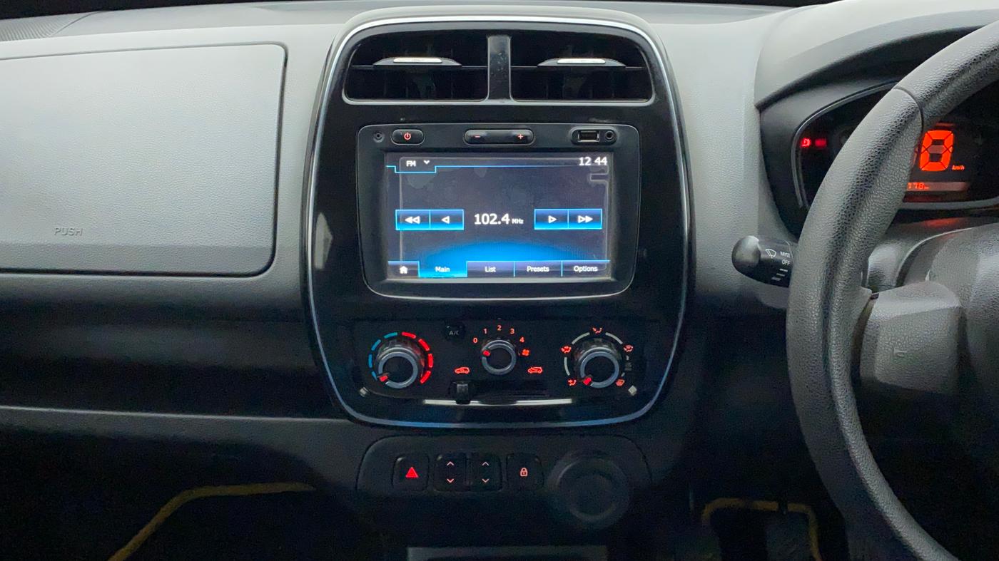 2018 Renault Kwid 1.0 RXT, Petrol, Manual, 31,995 km, Air Conditioner